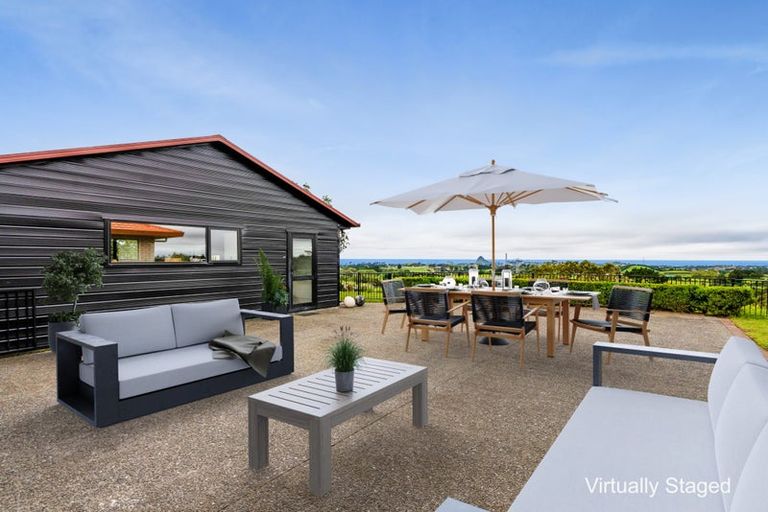 Photo of property in 171 Sealy Road, Omata, New Plymouth, 4374