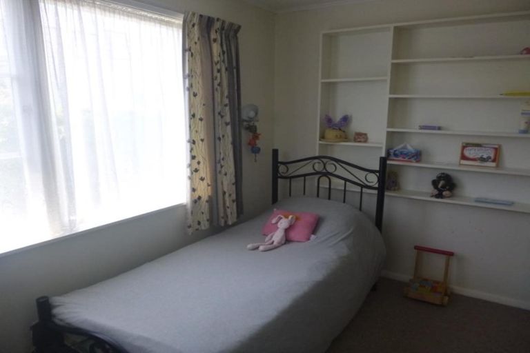 Photo of property in 27 Golders Road, Elderslea, Upper Hutt, 5018