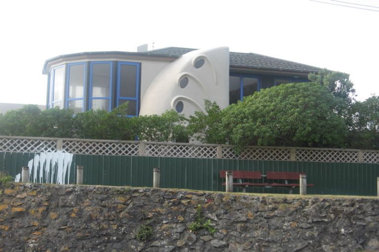 Photo of property in 22 Beach Road, Paekakariki, 5034