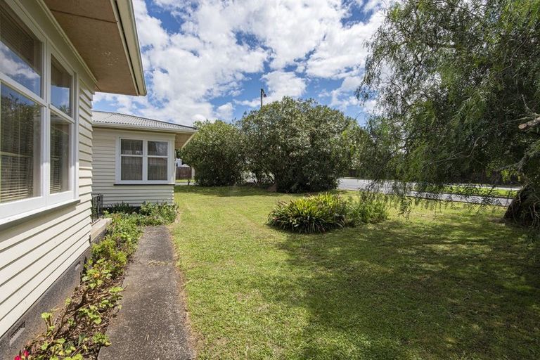 Photo of property in 1 Kowhai Park Road, Maunu, Whangarei, 0110