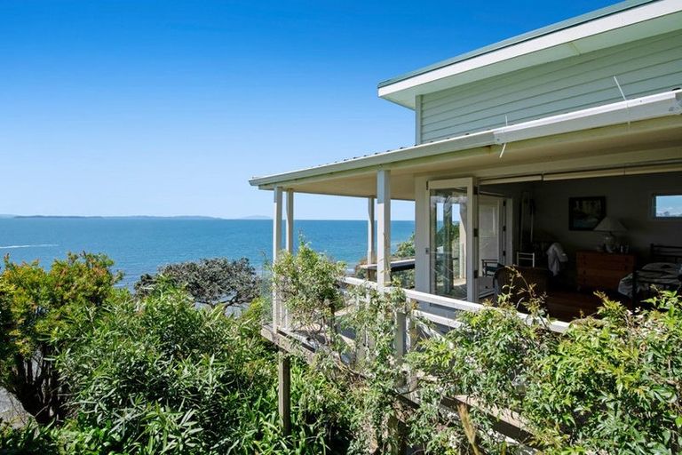 Photo of property in 1266 Whangaparaoa Road, Gulf Harbour, Whangaparaoa, 0930