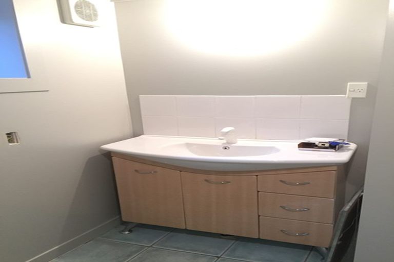 Photo of property in 28 Marama Street, Frankton, Hamilton, 3204