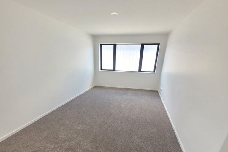 Photo of property in 76c Chartwell Avenue, Glenfield, Auckland, 0629