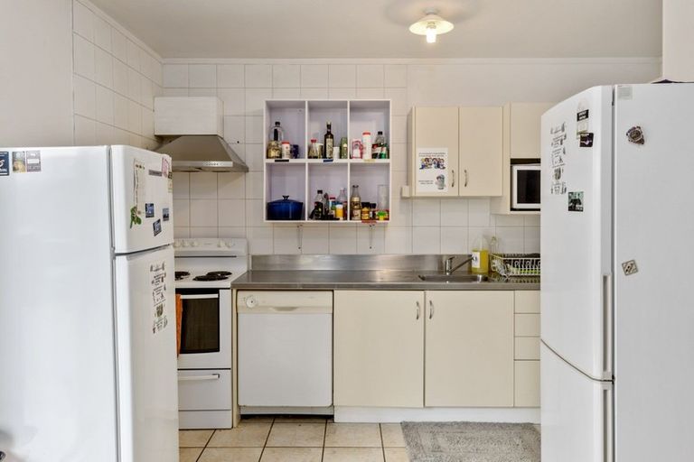 Photo of property in 91 Brockworth Place, Riccarton, Christchurch, 8011