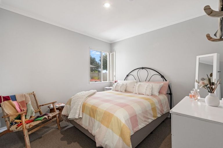 Photo of property in 4 Kestrel Avenue, Welcome Bay, Tauranga, 3112