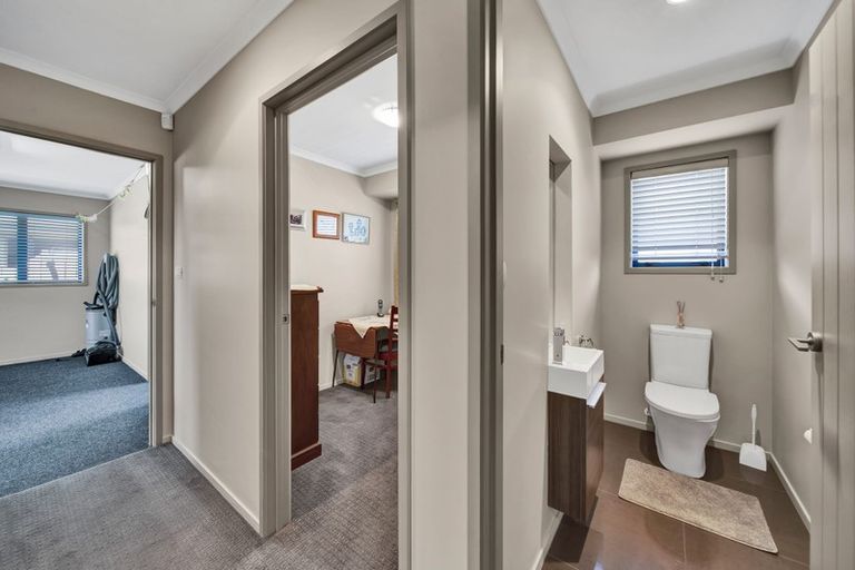 Photo of property in 14 Milmoe Street, Hawera, 4610