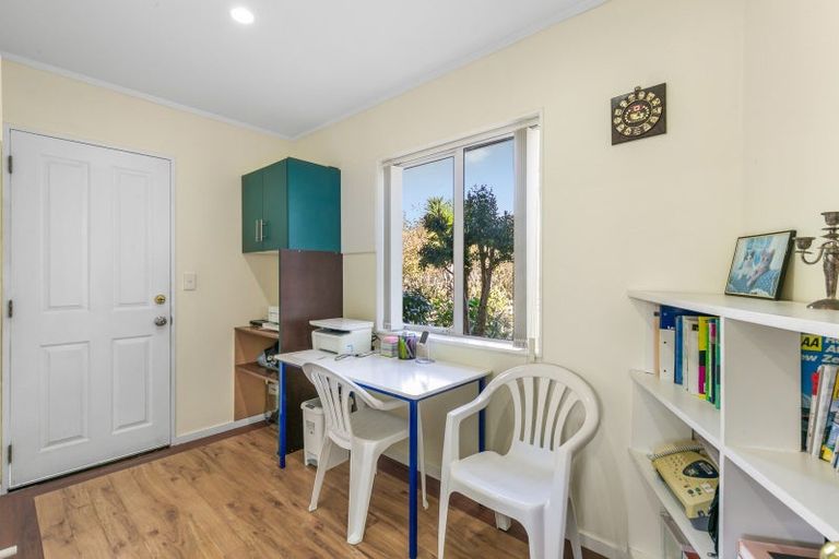 Photo of property in 72 Muhunoa West Road, Ohau, Levin, 5570