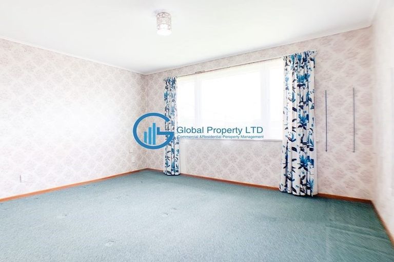 Photo of property in 12 Powell Place, Henderson, Auckland, 0610