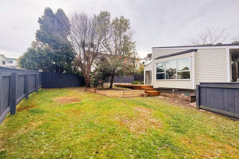 Photo of property in 11 Solander Place, Whitby, Porirua, 5024
