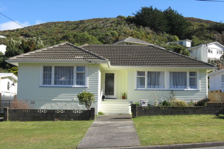 Photo of property in 119 Parkvale Road, Karori, Wellington, 6012