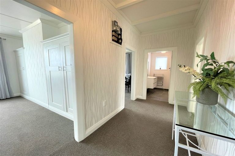 Photo of property in 17 Stamford Street, Balclutha, 9230