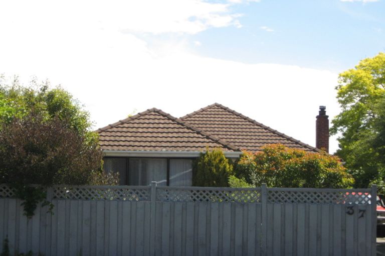 Photo of property in 37 North Parade, Richmond, Christchurch, 8013