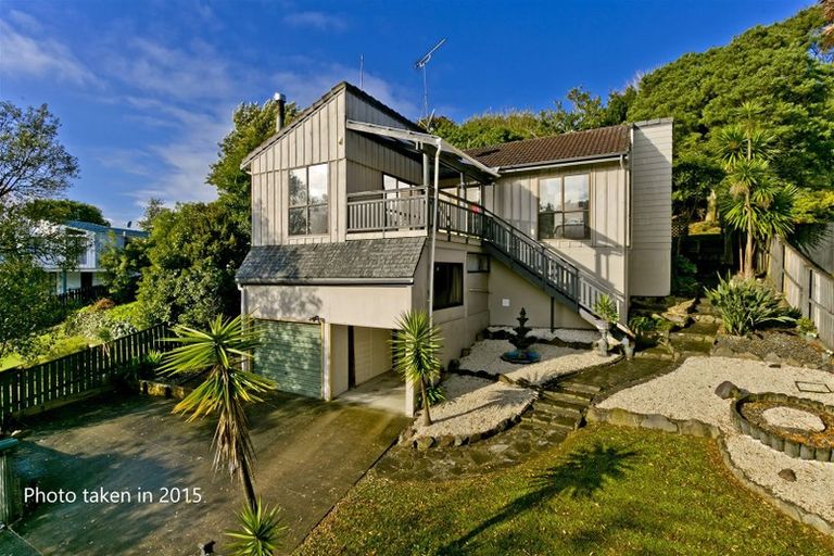 Photo of property in 81 Oaktree Avenue, Browns Bay, Auckland, 0630