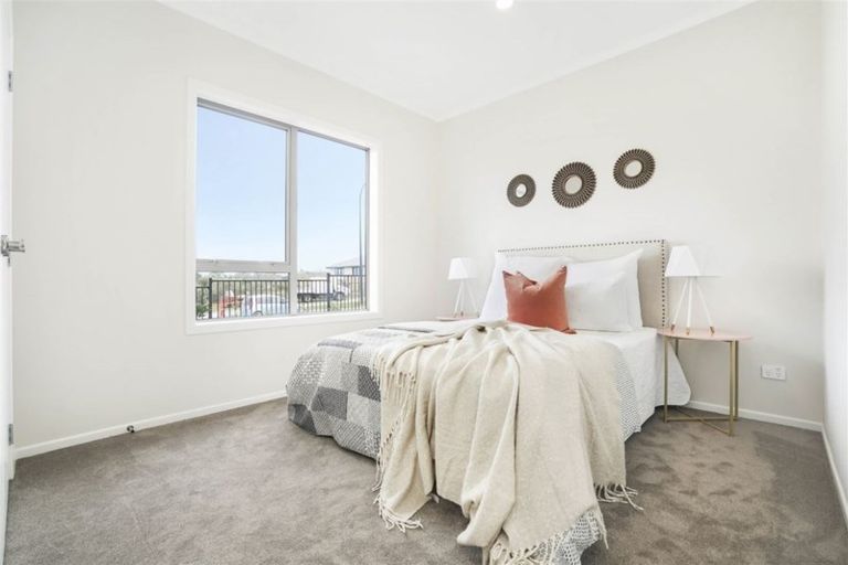 Photo of property in 1 Paiaka Place, Rototuna North, Hamilton, 3210