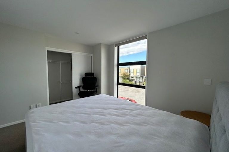 Photo of property in 1/10 Parson Lane, Papatoetoe, Auckland, 2025