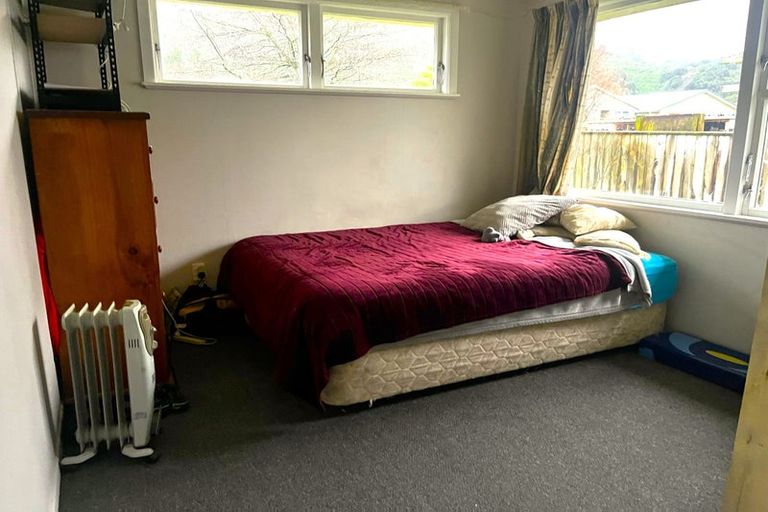 Photo of property in 249 Wellington Road, Wainuiomata, Lower Hutt, 5014