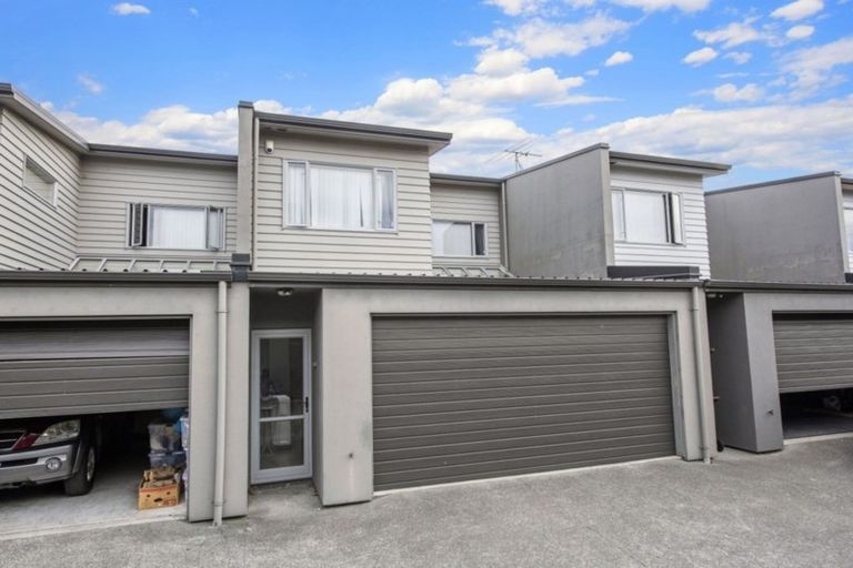 Photo of property in 12 Birchlands Road, Flat Bush, Auckland, 2019