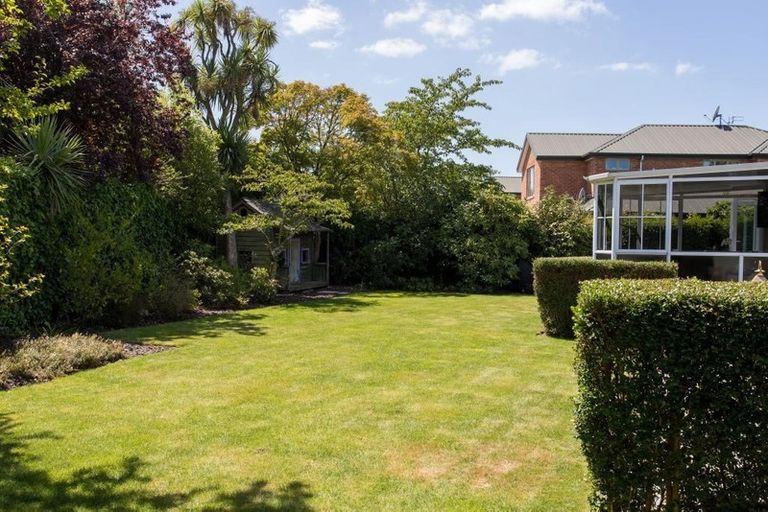 Photo of property in 21 Braithwaite Street, Ilam, Christchurch, 8041