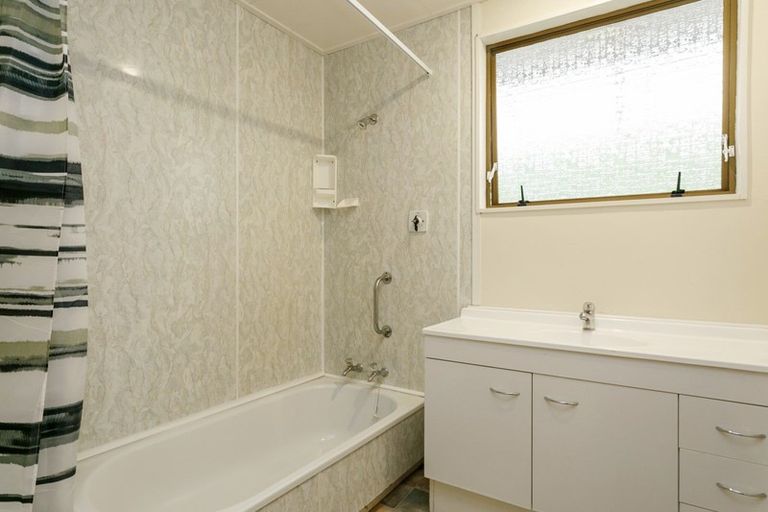 Photo of property in 1/104 Taupahi Road, Turangi, 3334