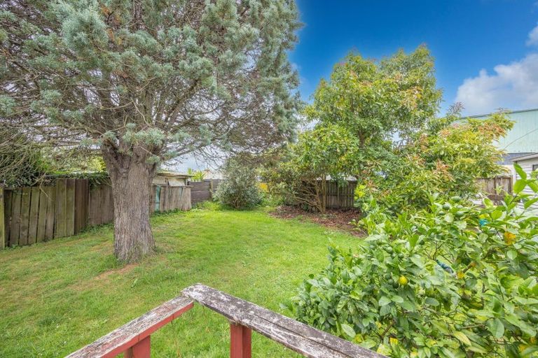 Photo of property in 28 Hakanoa Street, Huntly, 3700