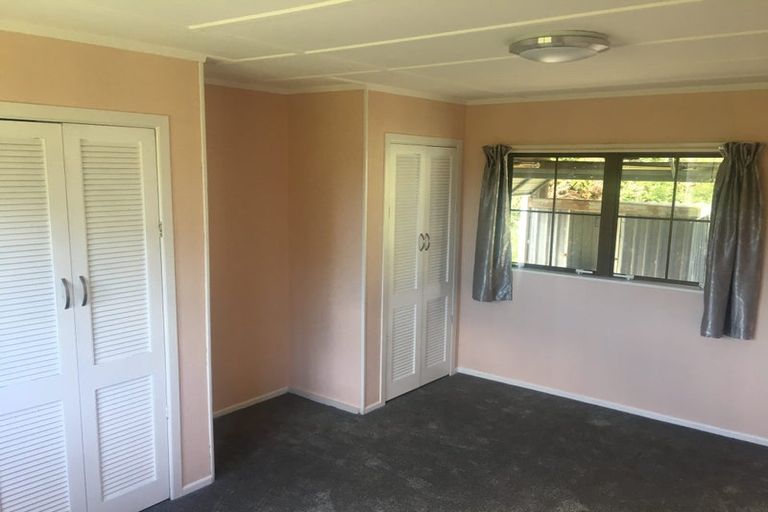 Photo of property in 695 State Highway 16, Kumeu, 0891