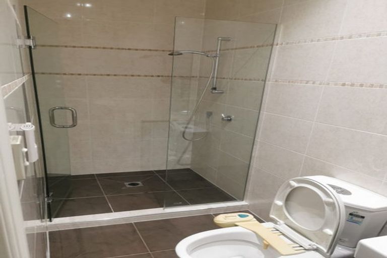 Photo of property in 49 Penguin Drive, Murrays Bay, Auckland, 0630