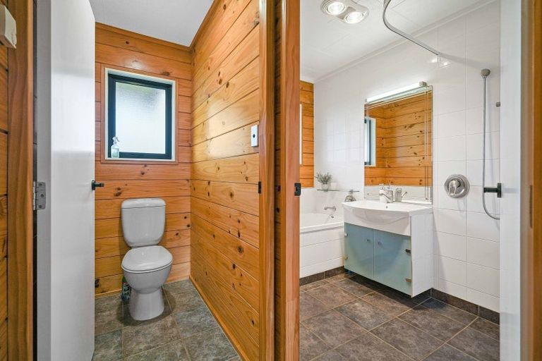 Photo of property in 295 Turuturu Road, Hawera, 4674