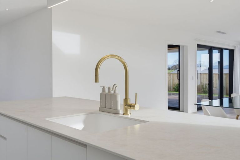 Photo of property in 10 Paton Road, Hope, Richmond, 7020