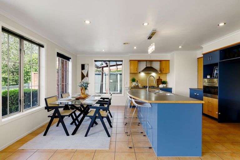 Photo of property in 16 Stoneleigh Drive, Chartwell, Hamilton, 3210