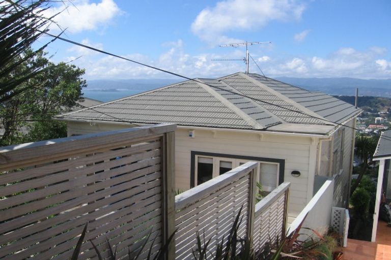 Photo of property in 29 Karepa Street, Brooklyn, Wellington, 6021