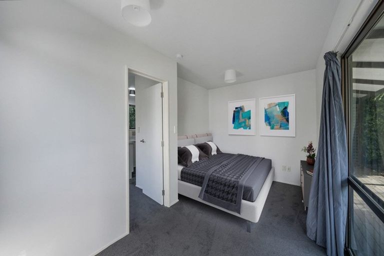 Photo of property in 15 Wittys Road, Avonhead, Christchurch, 8042