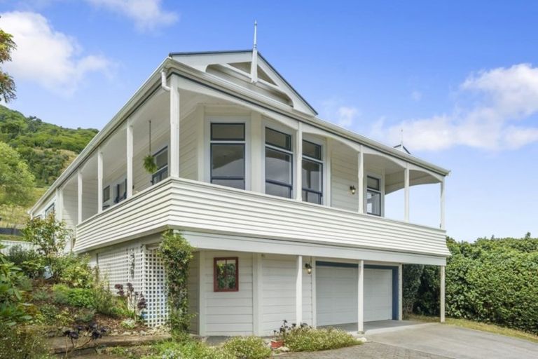 Photo of property in 14 Kea Street, Waikanae, 5036