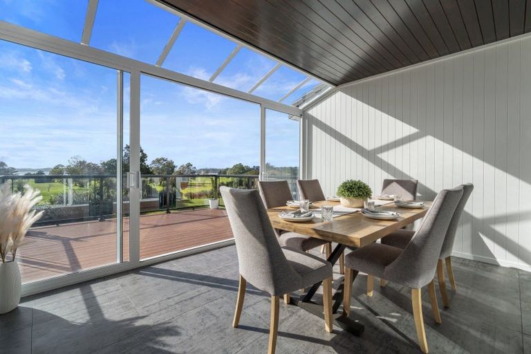 Photo of property in 61 Links View Drive, Omokoroa, 3114