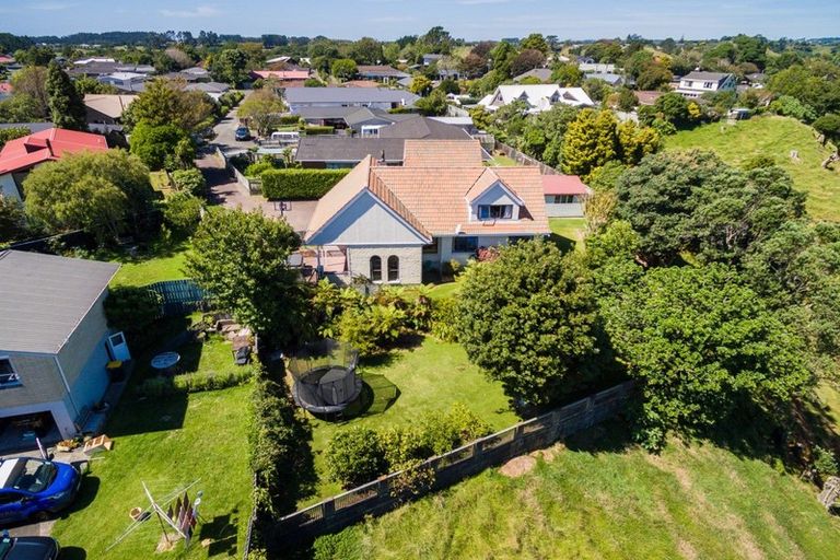 Photo of property in 288e Mangorei Road, Merrilands, New Plymouth, 4312