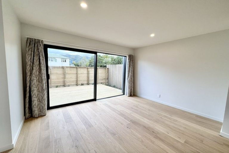 Photo of property in 35 Ludlam Crescent, Woburn, Lower Hutt, 5010