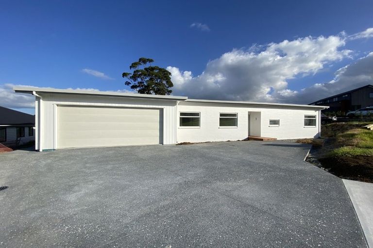 Photo of property in 37 Kia Kaha Drive, Snells Beach, 0920