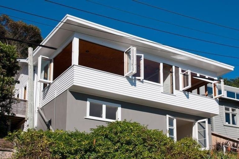 Photo of property in 51 Mantell Street, Seatoun, Wellington, 6022