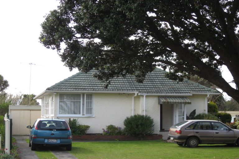 Photo of property in 42 Harper Street, Gonville, Whanganui, 4501
