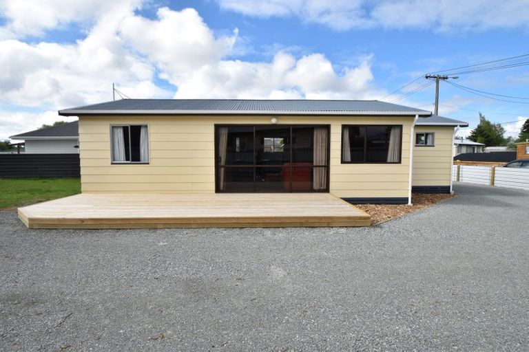 Photo of property in 11 Fraser Crescent, Twizel, 7901