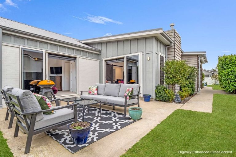 Photo of property in 4 Ascarina Way, Papamoa Beach, Papamoa, 3118