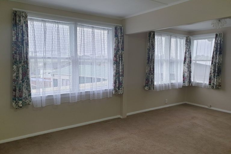 Photo of property in 19 Gear Terrace, Ranui, Porirua, 5024