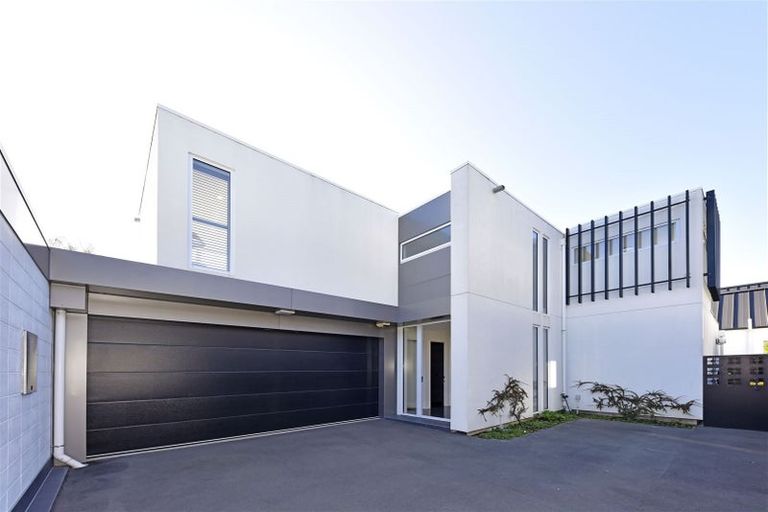 Photo of property in 14a Exeter Street, Merivale, Christchurch, 8014