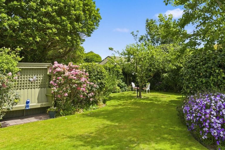 Photo of property in 9 Maple Lane, Waikanae, 5036