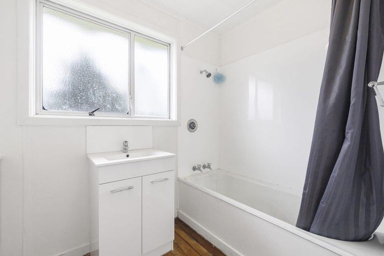 Photo of property in 35 Burwood Road, Matamata, 3400