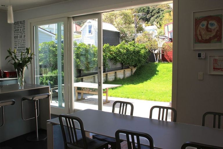 Photo of property in 45 Austin Street, Mount Victoria, Wellington, 6011