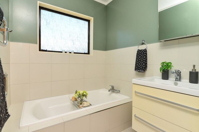 Photo of property in 305a Cambridge Road, Hillcrest, Hamilton, 3216