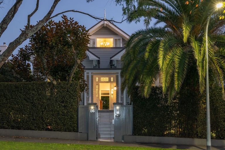 Photo of property in 86 Sarsfield Street, Herne Bay, Auckland, 1011