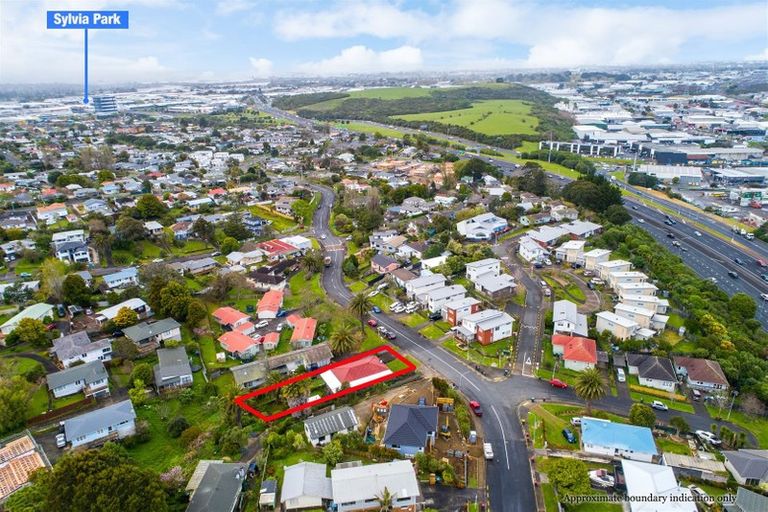 Photo of property in 129 Aranui Road, Mount Wellington, Auckland, 1060