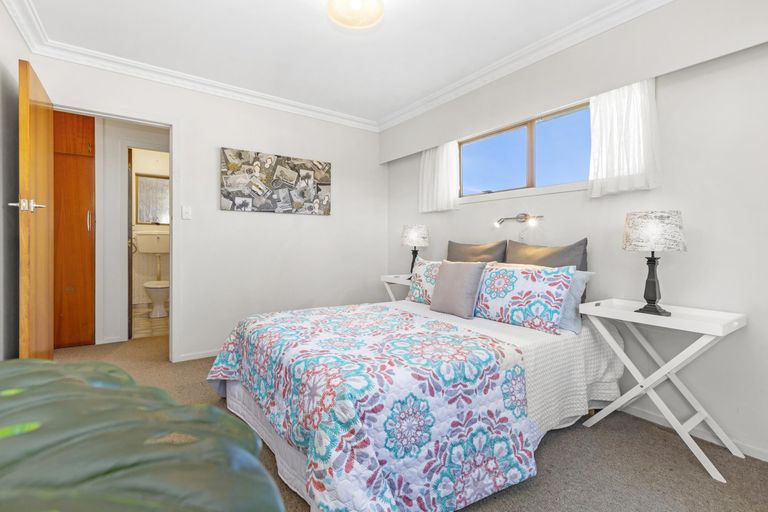 Photo of property in 1 Sunshine Rise, Raglan, 3225