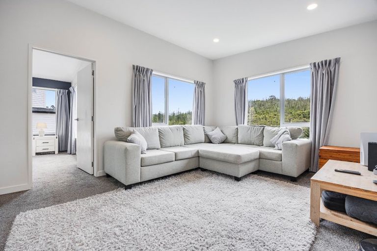 Photo of property in 67 Pacific Heights Road, Orewa, 0931